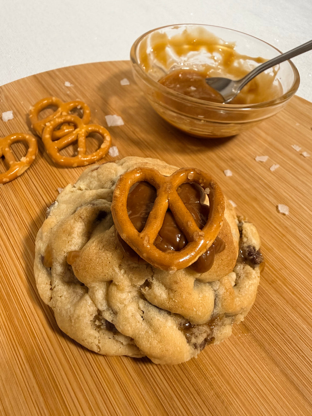 🥨 Salted Caramel Pretzel Cookie